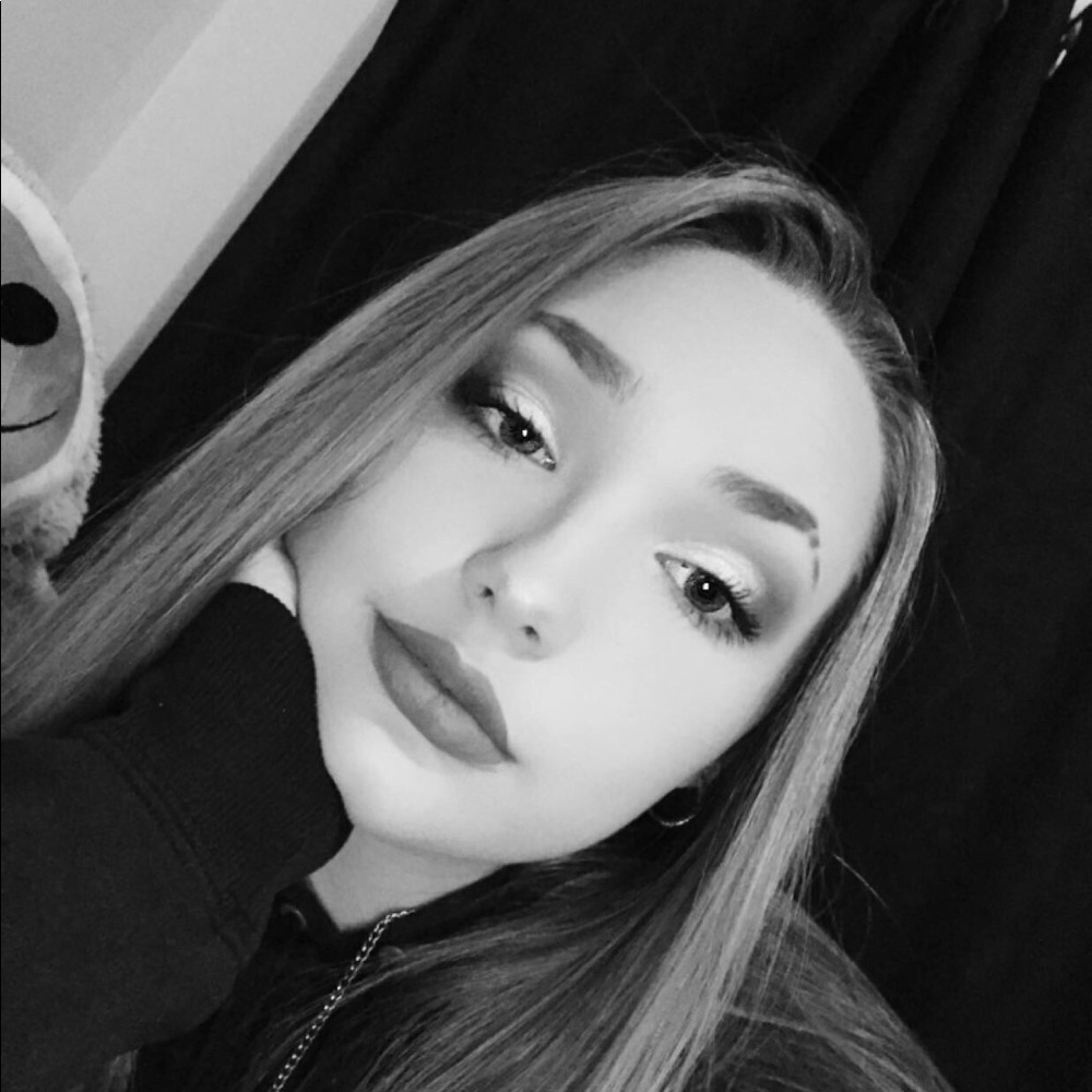 Meet your Posher, Kelsey